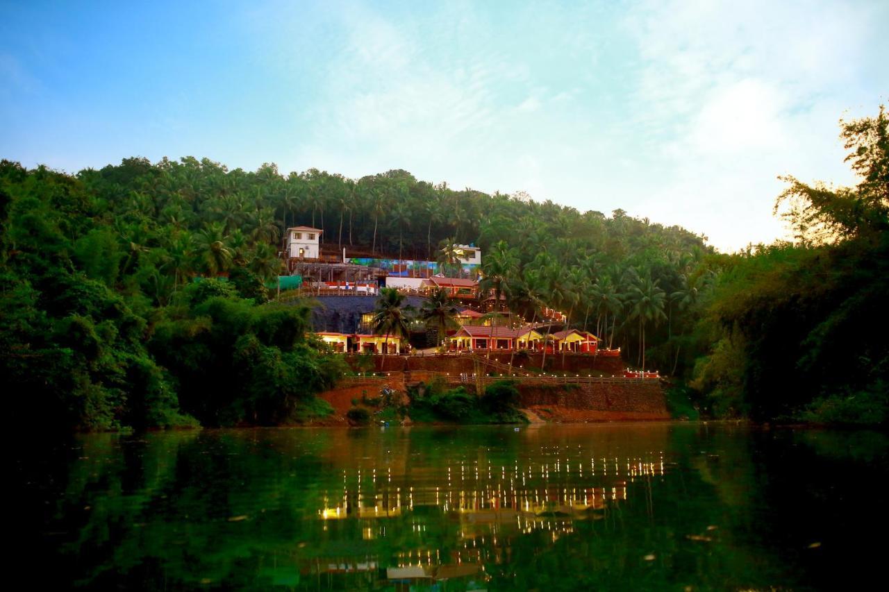 Daya Ayurvillage Kottakkal Buitenkant foto